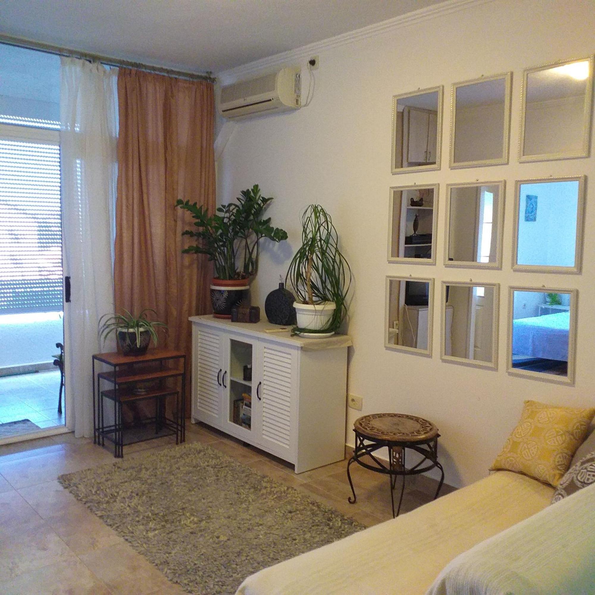 Apartment Mika Будва Екстер'єр фото